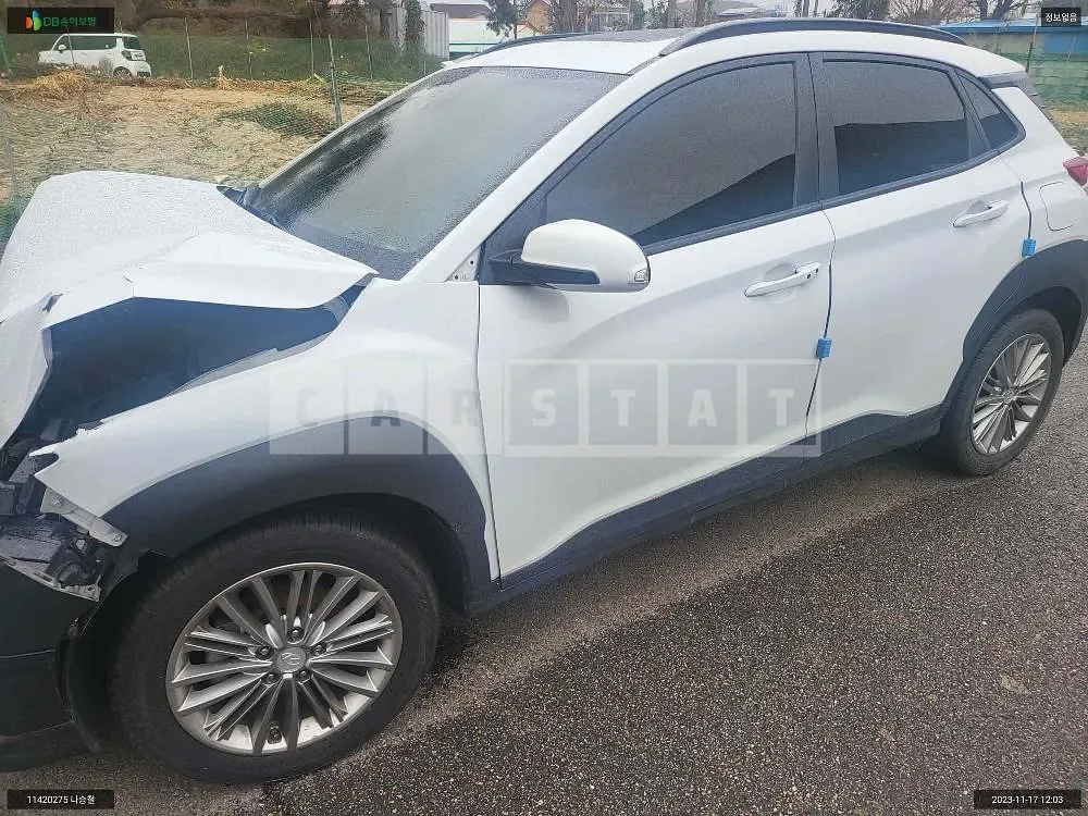 Photo 2 of 8: 2017 Hyundai Kona, VIN KMHK3816GJU030759 — Korean insurance auction