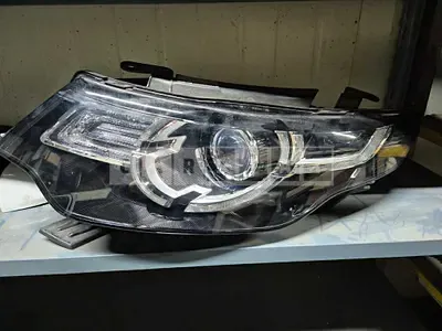 Photo 1 of 2: 2017 Land Rover (parts) Discovery Sport TD4 Headlamp — Korean insurance auction