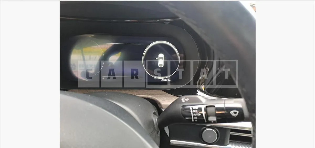 Photo 2 of 11: 2021 Kia K5 — Korean insurance auction