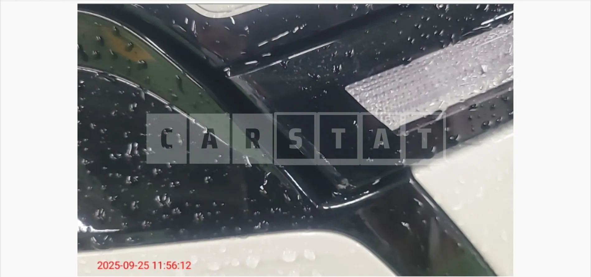 Photo 2 of 3: 2024 Kia (parts) Headlamp EV9 4WD Headlamp — Korean insurance auction