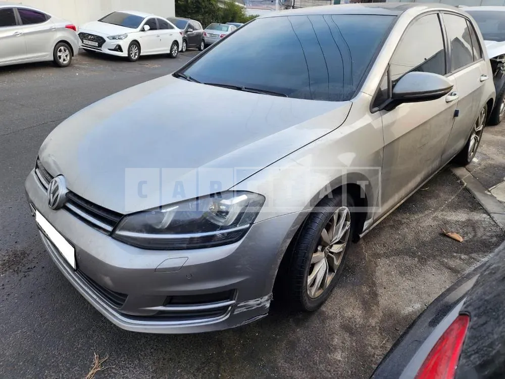 Photo 2 of 31: 2015 Volkswagen Golf 2.0 TDI BMT, VIN WVWZZZAUZFW331965 — Korean insurance auction