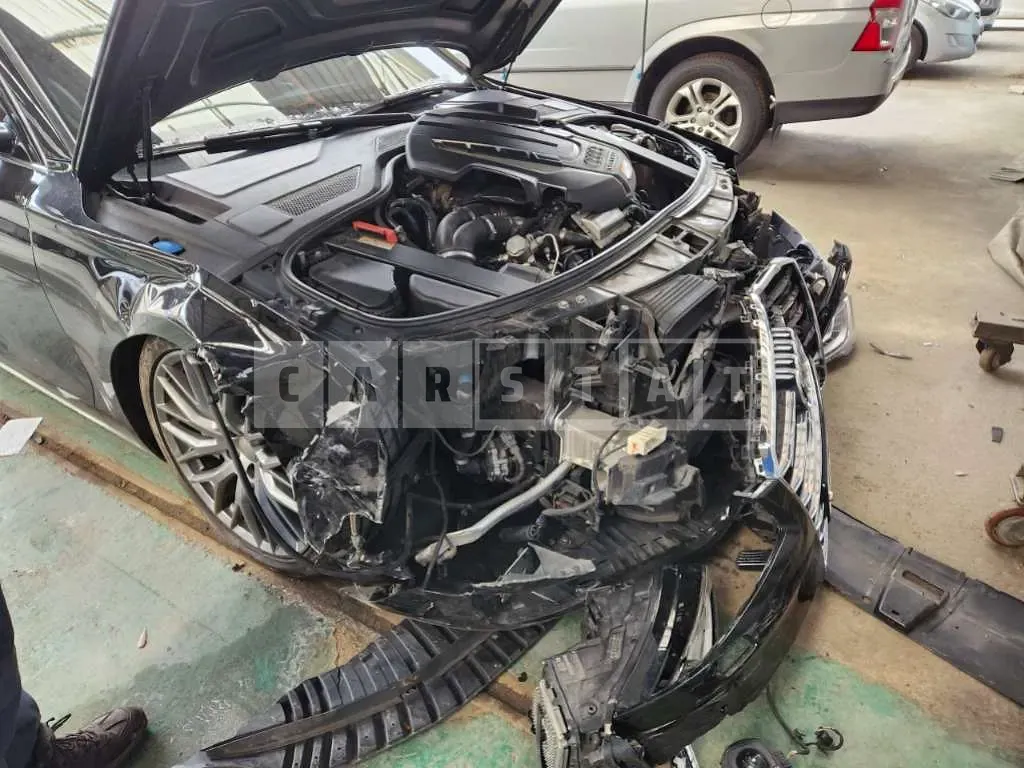 Photo 2 of 4: 2015 Audi A8L 60 TFSI quattro, VIN WAUZZZ4H2FN003993 — Korean insurance auction