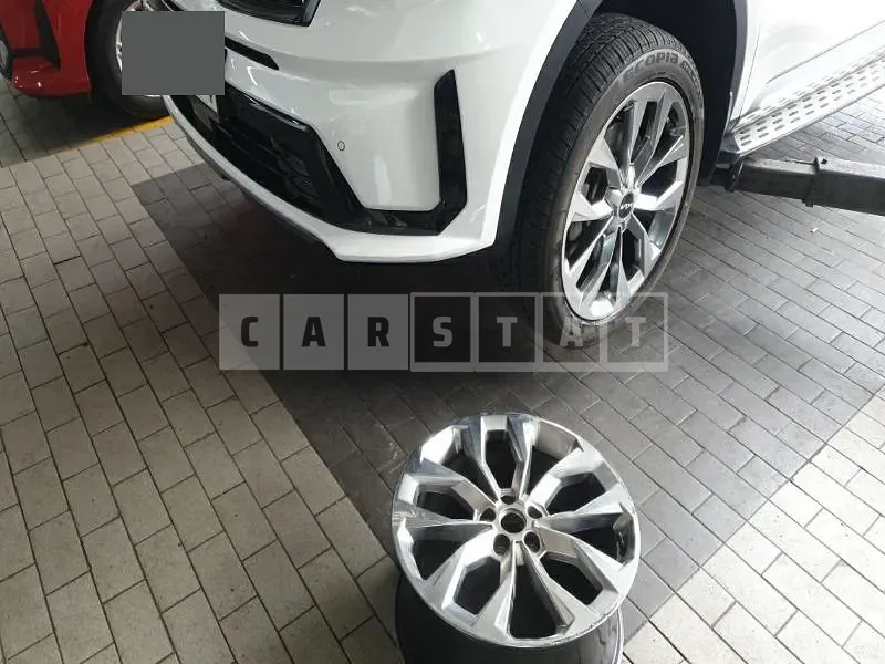 Photo 2 of 3: 2022 Kia (parts) Sorento Wheels — Korean insurance auction