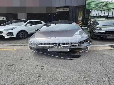 Photo 1 of 30: 2019 Mercedes-Benz A220 — Korean insurance auction