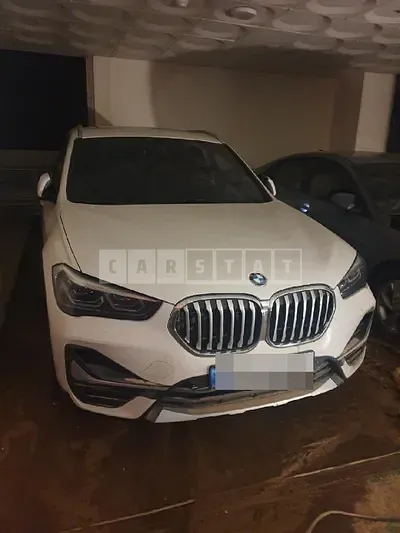 Photo 1 of 17: 2021 BMW Calm X1 xDrive20i — Korean insurance auction
