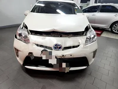 Photo 1 of 9: 2014 Toyota Prius — Korean insurance auction