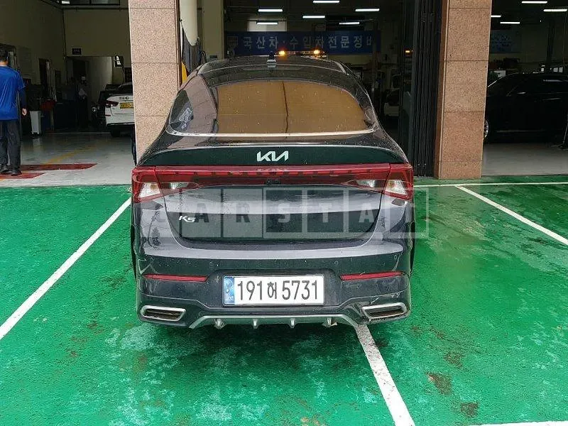 Photo 2 of 15: 2022 Kia K5 — Korean insurance auction