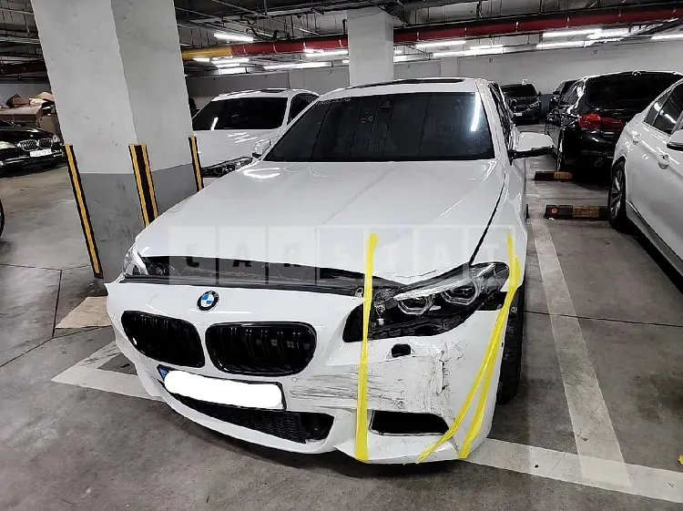 Photo 2 of 35: 2016 BMW 520d xDrive, VIN WBA5E7100GG158433 — Korean insurance auction