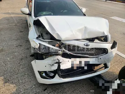 Photo 1 of 15: 2015 Kia K7 — Korean insurance auction