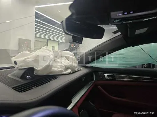 Photo 2 of 31: 2023 Porsche Panamera 4, VIN WP0AJ2977PL110887 — Korean insurance auction