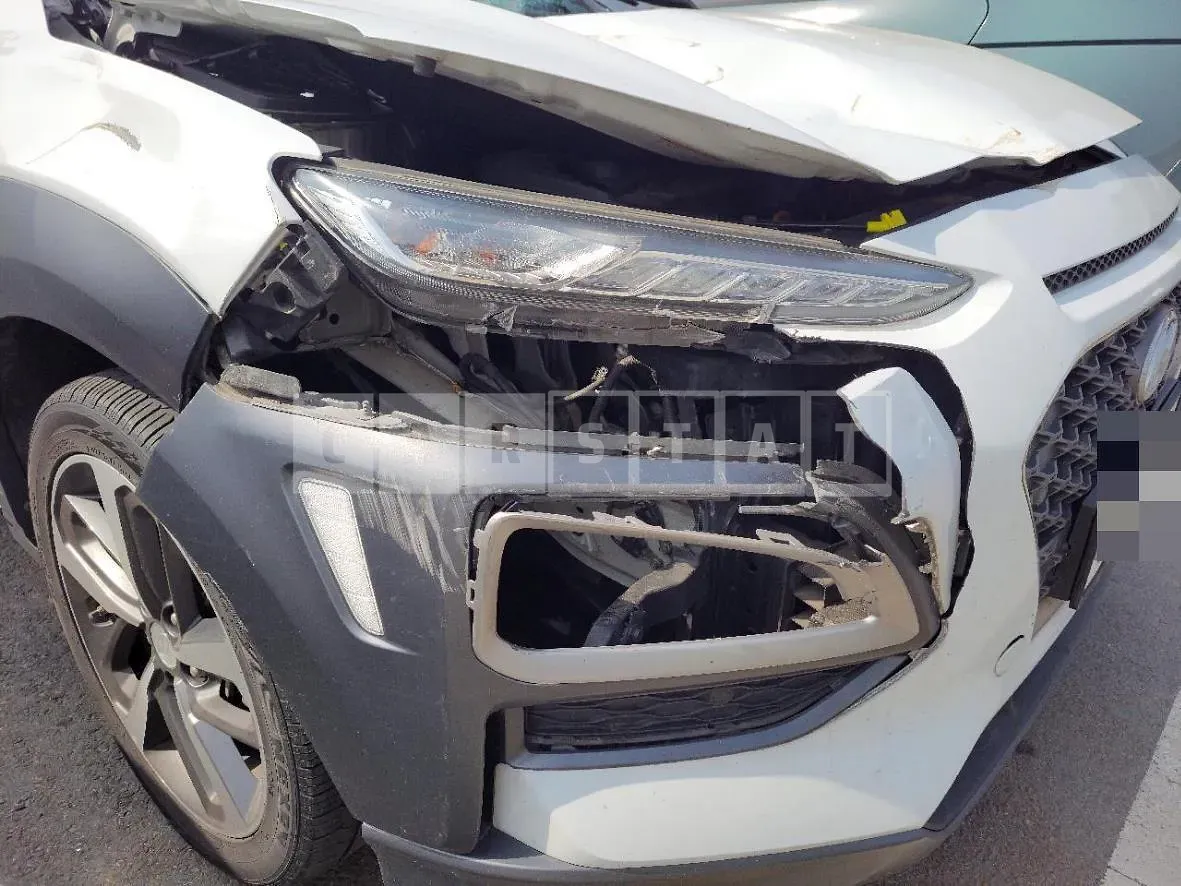 Photo 2 of 30: 2018 Hyundai Kona 1.6, VIN KMHK3816GJU144236 — Korean insurance auction