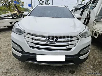 Photo 1 of 17: 2015 Hyundai Santa Fe — Korean insurance auction