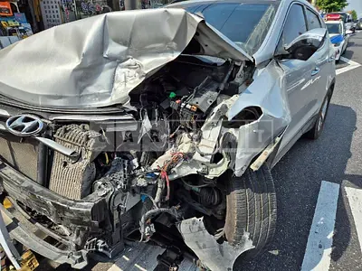 Photo 1 of 13: 2016 Hyundai Santa Fe — Korean insurance auction