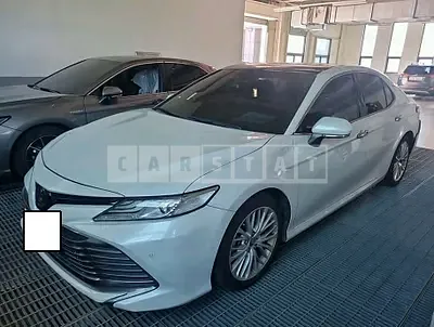 Photo 1 of 19: 2018 Toyota Camry, VIN JTNB11HK2J3066191 — Korean insurance auction