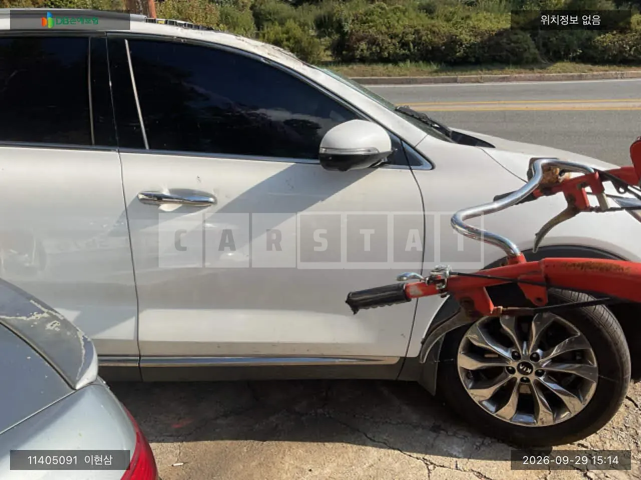 Photo 2 of 18: 2019 Kia Sorento, VIN KNAPS81ABLA583652 — Korean insurance auction