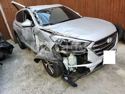 Photo 1 of 7: 2016 Hyundai Tucson — Korean insurance auction