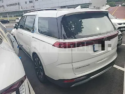 Photo 1 of 16: 2021 Kia Carnival, VIN KNANE813BMS079724 — Korean insurance auction
