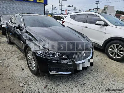 Photo 1 of 10: 2015 Jaguar XF 2.0GTDI — Korean insurance auction
