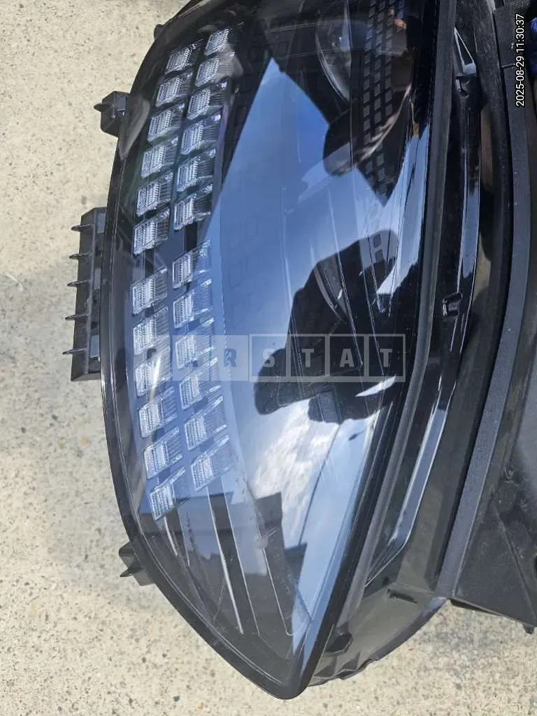 Photo 3 of 3: 2022 Hyundai (parts) IONIQ 6 Headlamp — Korean insurance auction