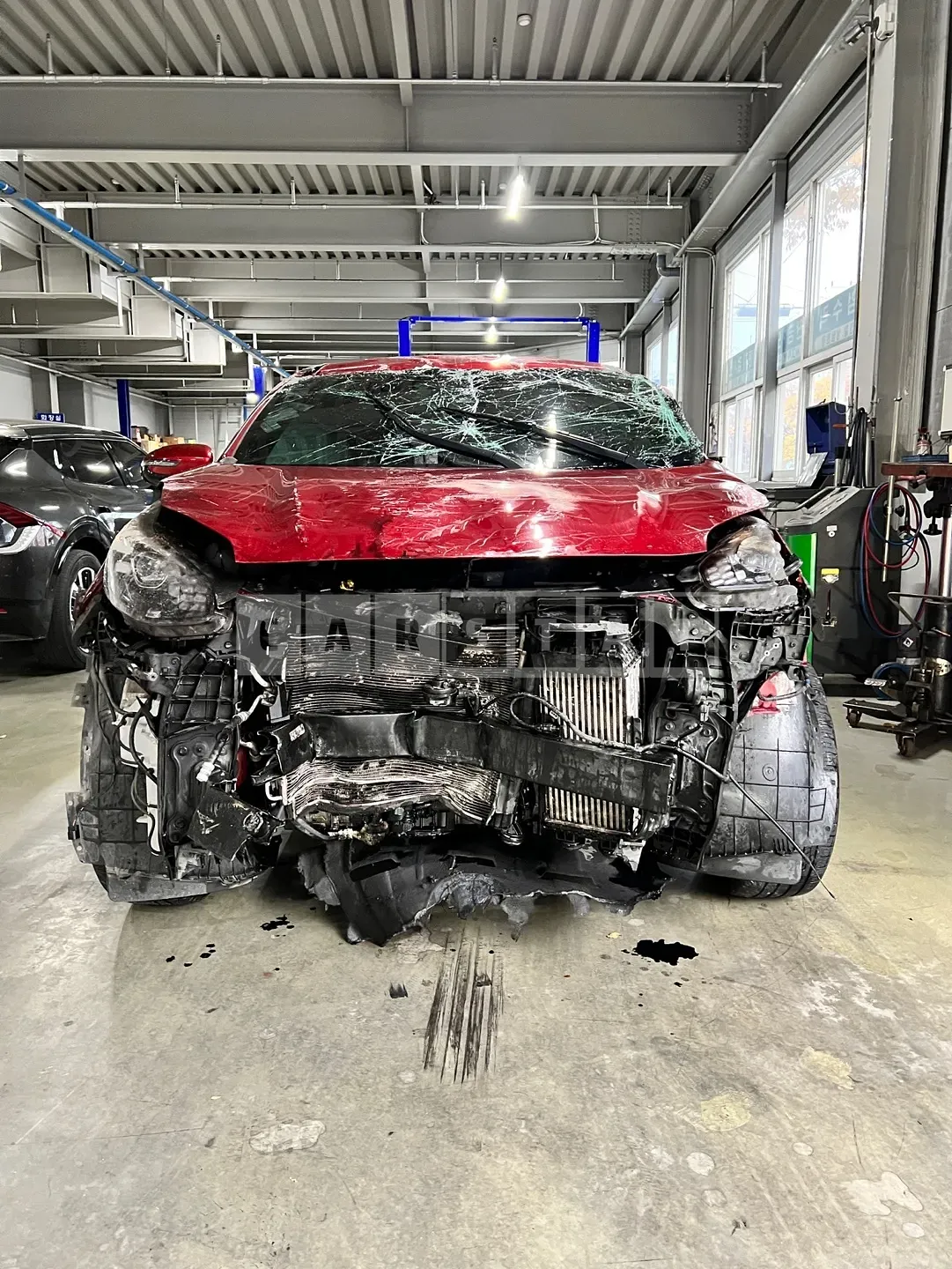 Photo 2 of 10: 2020 Kia Sportage, VIN KNAPM813BLK879588 — Korean insurance auction