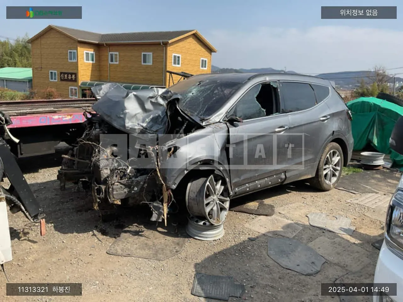 Photo 2 of 20: 2016 Hyundai Santa Fe, VIN KMHSW81UBGU700405 — Korean insurance auction