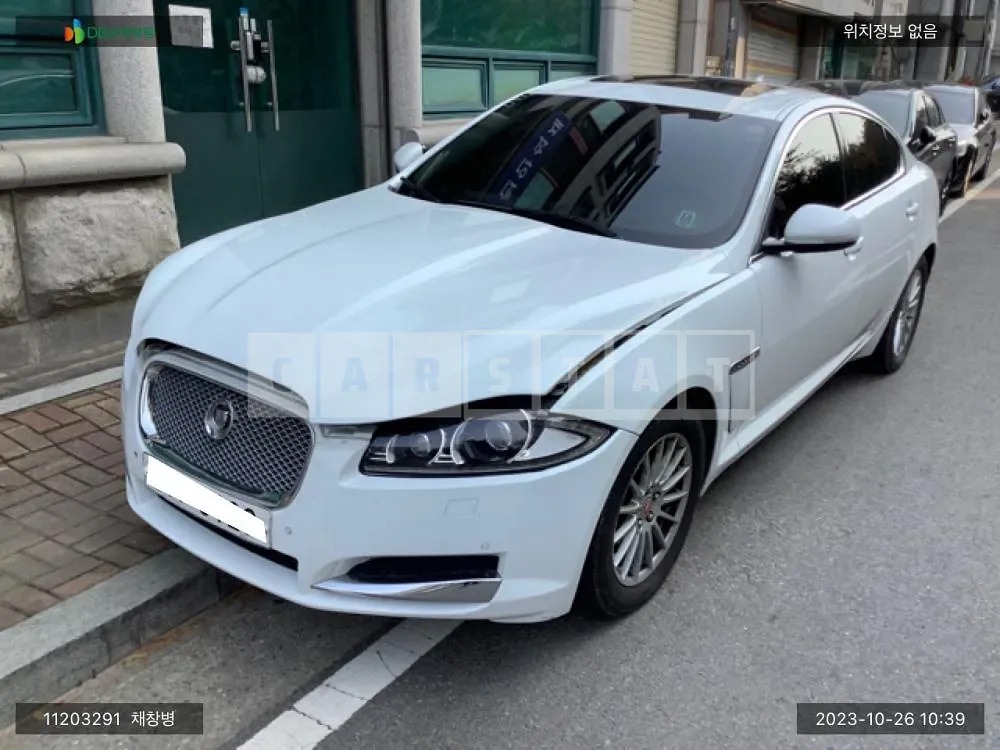 Photo 2 of 12: 2015 Jaguar XF 2.0GTDI, VIN SAJAA05S5FPU80310 — Korean insurance auction