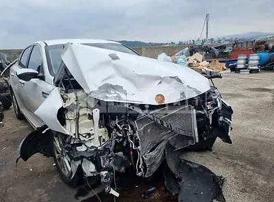 Photo 1 of 15: 2017 Kia K5, VIN KNAGT416BHA133180 — Korean insurance auction