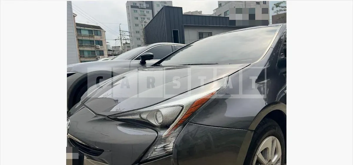 Photo 2 of 23: 2018 Toyota Prius — Korean insurance auction