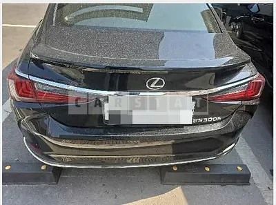 Photo 1 of 18: 2023 Lexus ES300h — Korean insurance auction