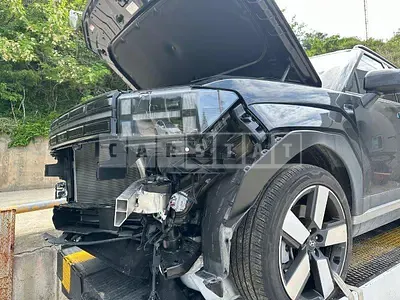 Photo 1 of 15: 2023 Hyundai Santa Fe 4WD Gasoline — Korean insurance auction