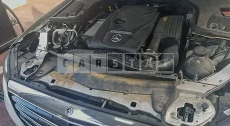 Photo 2 of 9: 2019 Mercedes-Benz E 300 4Matic, VIN WDDZF4KB9KA695514 — Korean insurance auction