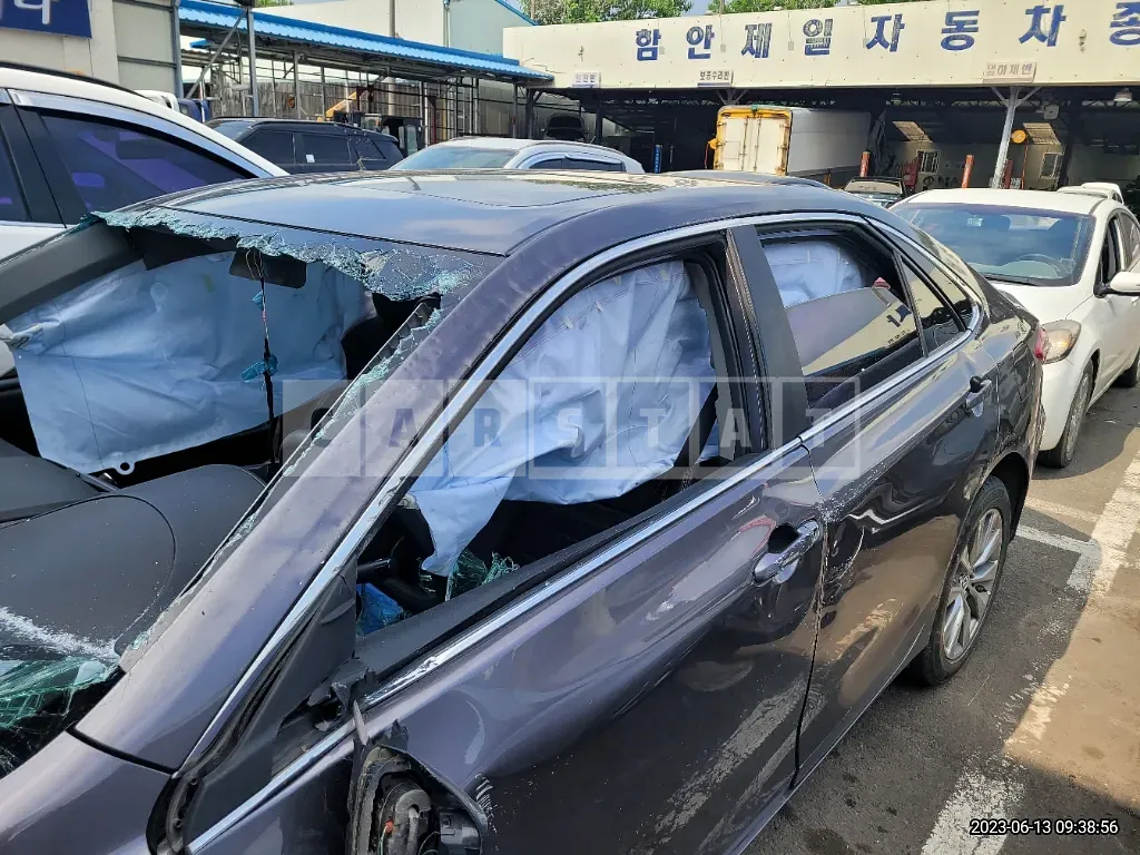 Photo 2 of 50: 2015 Toyota Camry Hybrid, VIN 4T1BD1FK3FU170717 — Korean insurance auction