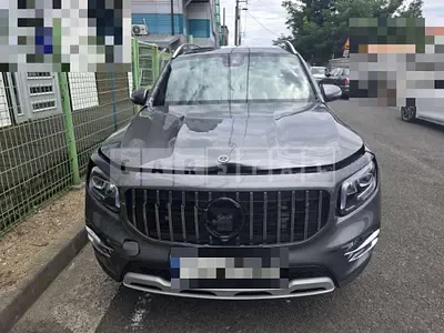 Photo 1 of 17: 2021 Mercedes-Benz GLB200 d — Korean insurance auction