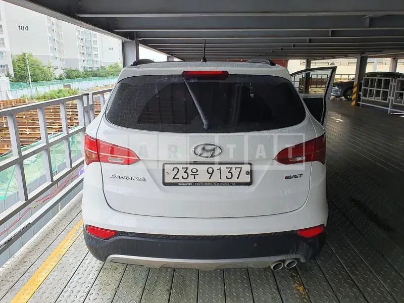 Photo 2 of 7: 2014 Hyundai Santa Fe DM 2.0 — Korean insurance auction