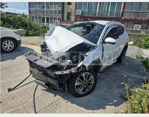 Photo 2 of 9: 2018 Hyundai Tucson TL — Korean insurance auction