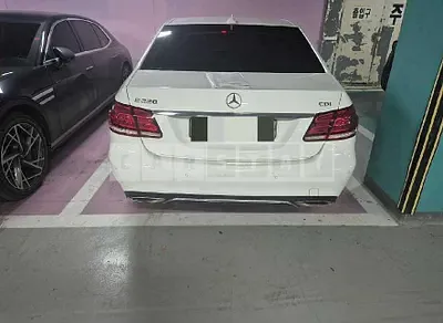 Photo 1 of 20: 2014 Mercedes-Benz E220 CDI — Korean insurance auction