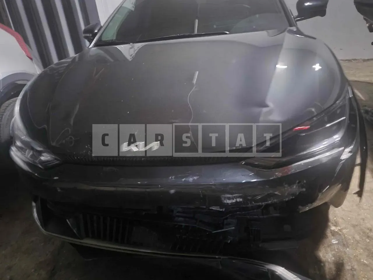 Photo 2 of 21: 2021 Kia EV6, VIN KNAC381AFNA018782 — Korean insurance auction