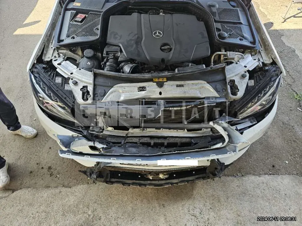 Photo 2 of 20: 2015 Mercedes-Benz C220 BlueTec — Korean insurance auction