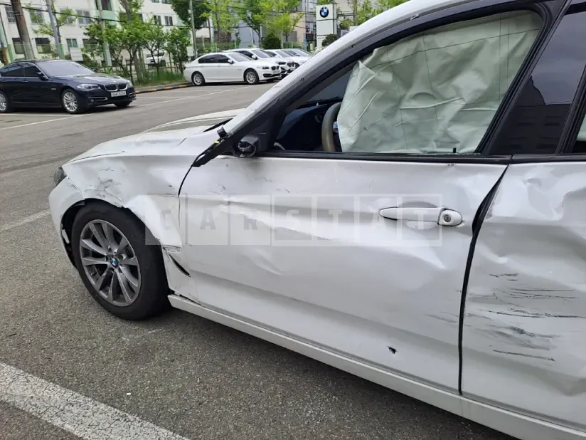 Photo 2 of 17: 2017 BMW 320d GT, VIN WBA8T3105HG536372 — Korean insurance auction