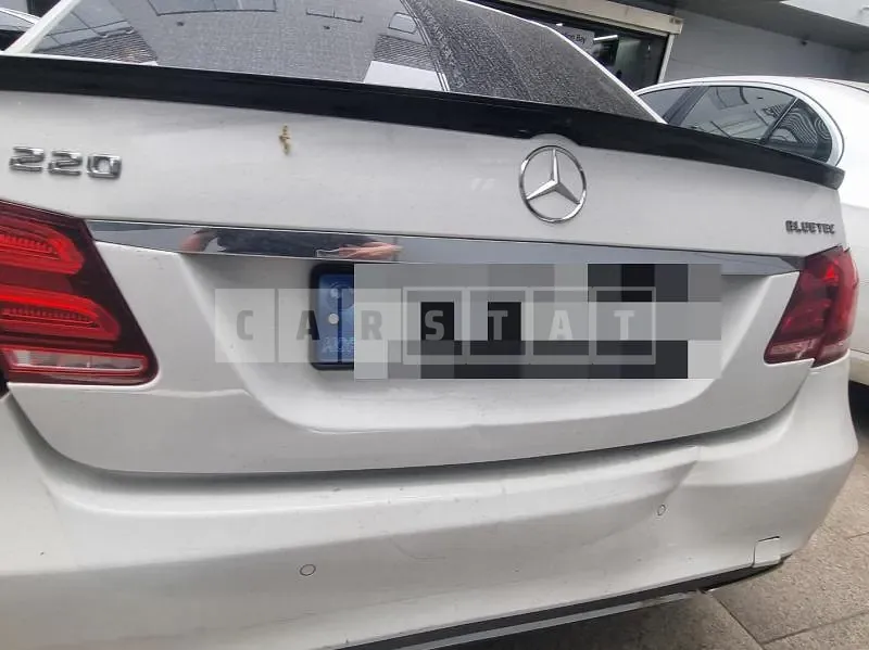 Photo 2 of 7: 2015 Mercedes-Benz E220 BlueTec — Korean insurance auction