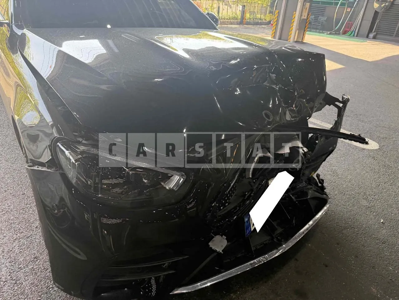 Photo 2 of 11: 2023 Mercedes-Benz E250, VIN W1KZF4FB6PB128026 — Korean insurance auction