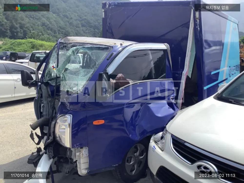 Photo 2 of 11: 2021 Volkswagen Potter /Gold Van 1.0 Tonnes, VIN KMFZCZ7KAMU852272 — Korean insurance auction