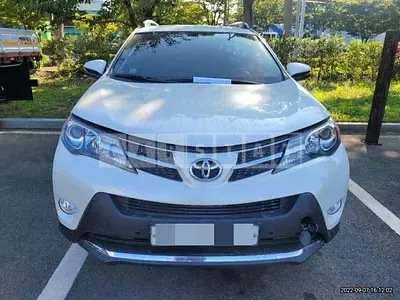 Photo 1 of 16: 2015 Toyota Skilled Yota RAV4 4WD — Korean insurance auction