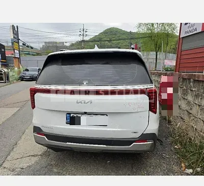 Photo 1 of 18: 2025 Kia Carnival Hybrid — Korean insurance auction