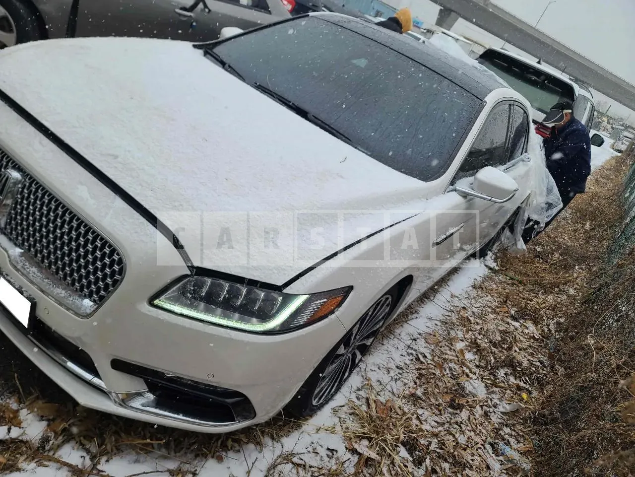 Photo 2 of 31: 2019 Bentley Lincoln Continental 3.0 AWD, VIN 1LN6L9BC6K5602206 — Korean insurance auction