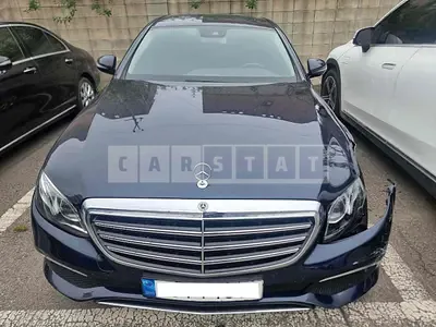 Photo 1 of 18: 2020 Mercedes-Benz E220d 4Matic, VIN W1KZF0FBXLA819455 — Korean insurance auction