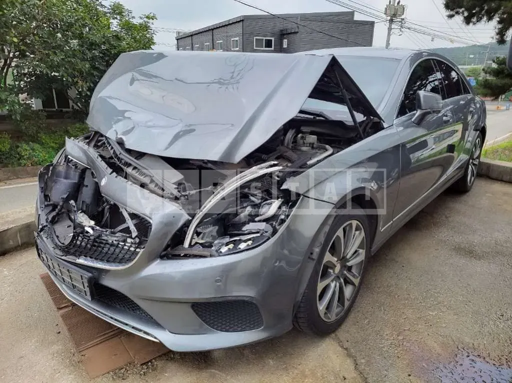 Photo 2 of 12: 2016 Mercedes-Benz CLS250d 4Matic, VIN WDDLJ9HB3GA176619 — Korean insurance auction