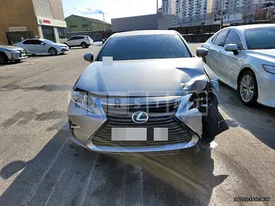Photo 1 of 5: 2018 Lexus Es 300h Supreme — Korean insurance auction