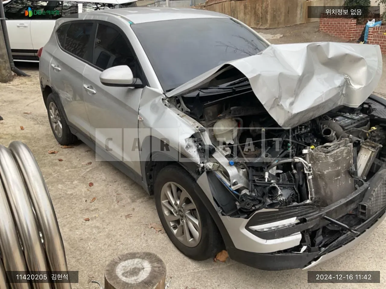 Photo 2 of 15: 2017 Hyundai Tucson, VIN KMHJ281ABJU531835 — Korean insurance auction