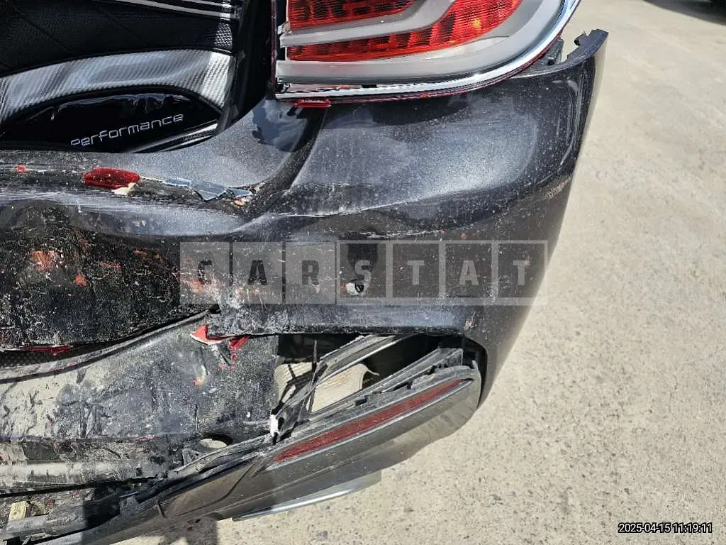 Photo 2 of 30: 2018 BMW 520d — Korean insurance auction